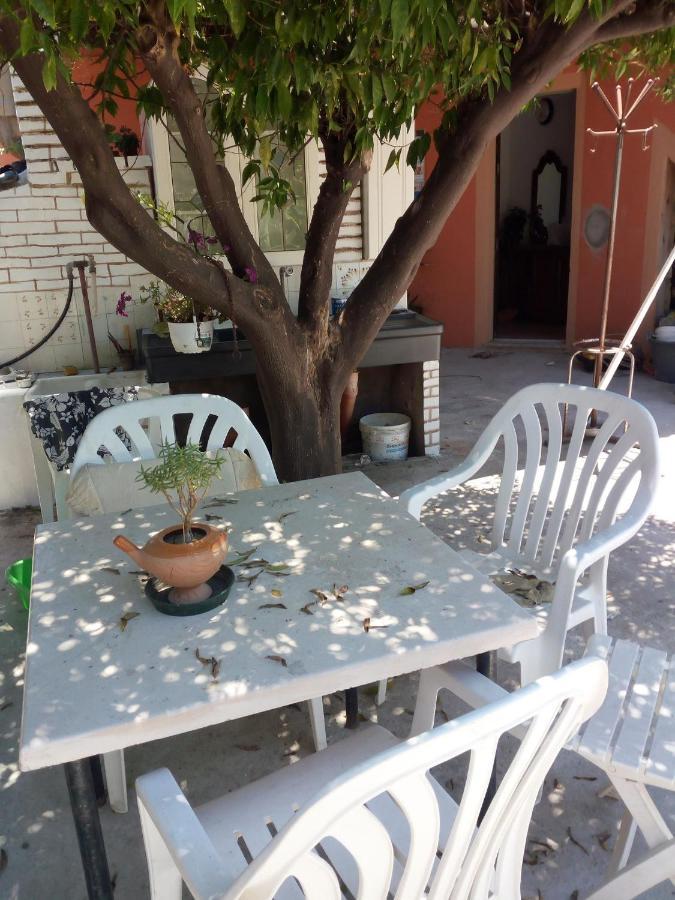 B B Casa Vacanze Il Pino Di Pino Lascari Kültér fotó